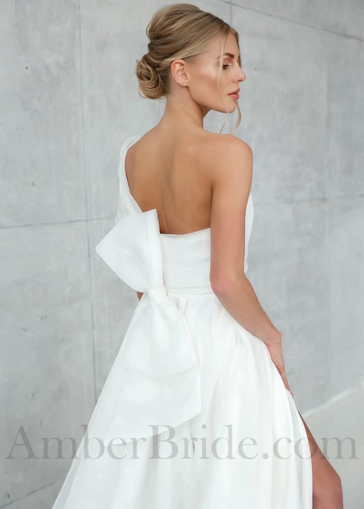 Romantiška gėlėta vestuvinė suknelė su tulio sijonu ir korsetu - Image 2