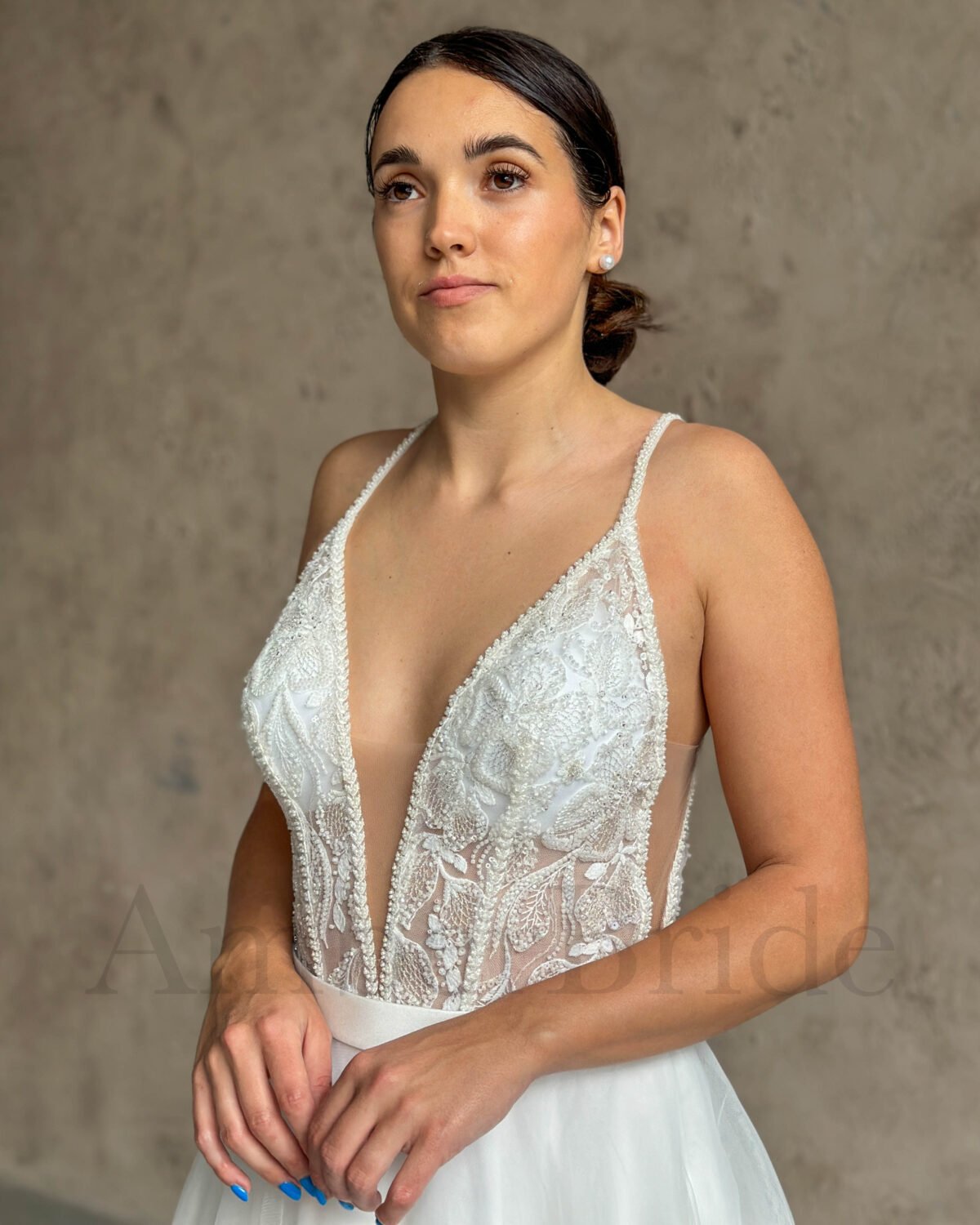 Boho stiliaus gėlėta vestuvinė suknelė su tulio sijonu ir atvira nugara - Image 2